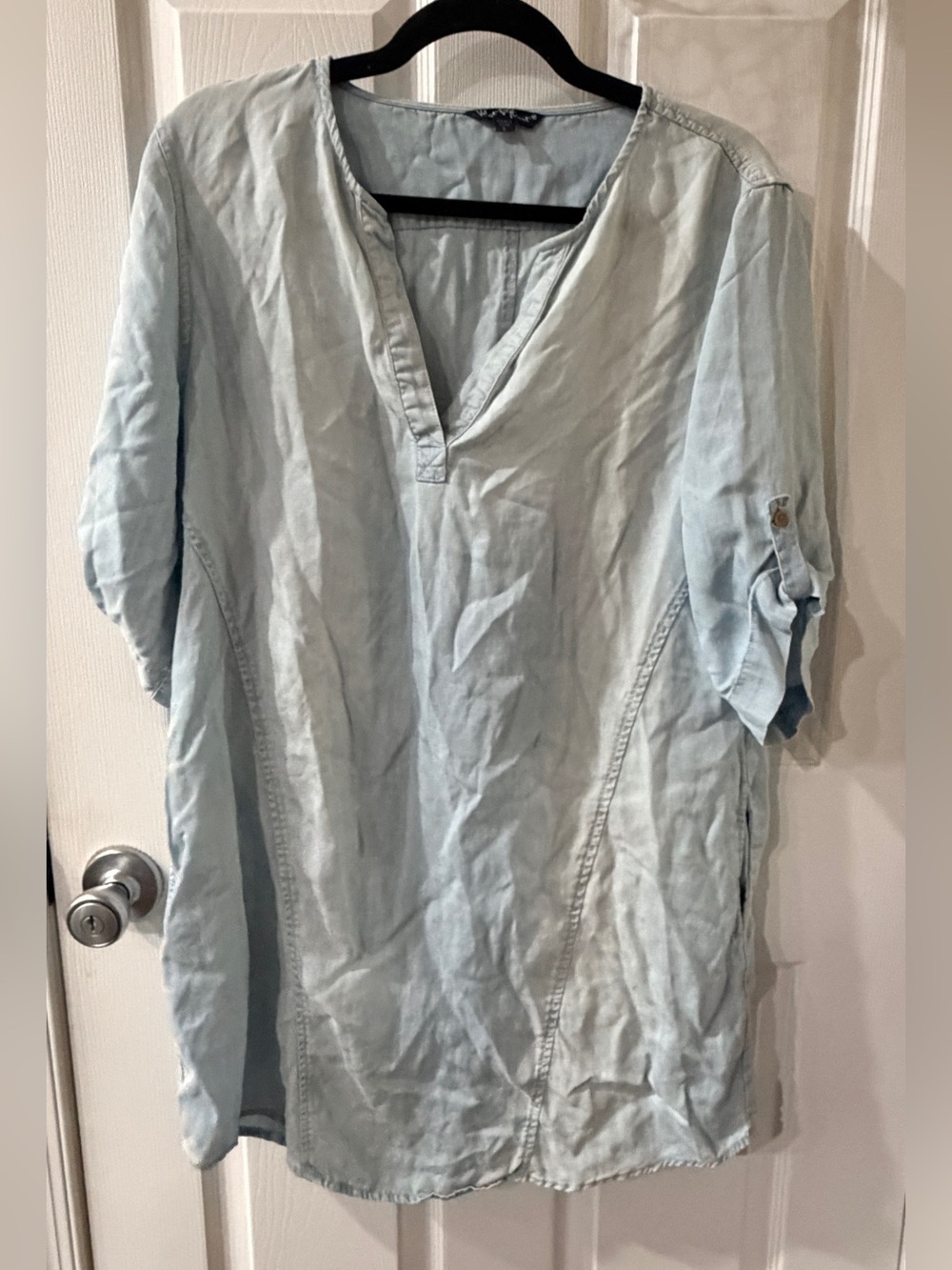 Velvet Heart Tencel Chambray Tunic Top Light Blue Roll Tab Pocket Blouse L